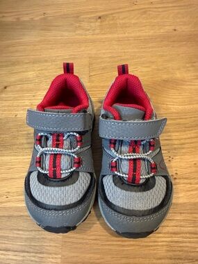 Merrell washable grey and red hiking shoes